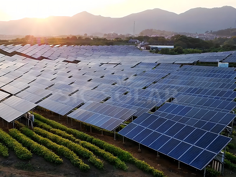 Sistema de montaje solar en tierra de 2,5 MW en México