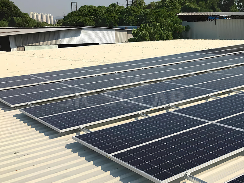 30KW Solar Klip Lok sujeta soportes de montaje de techos metálicos en Pakistán