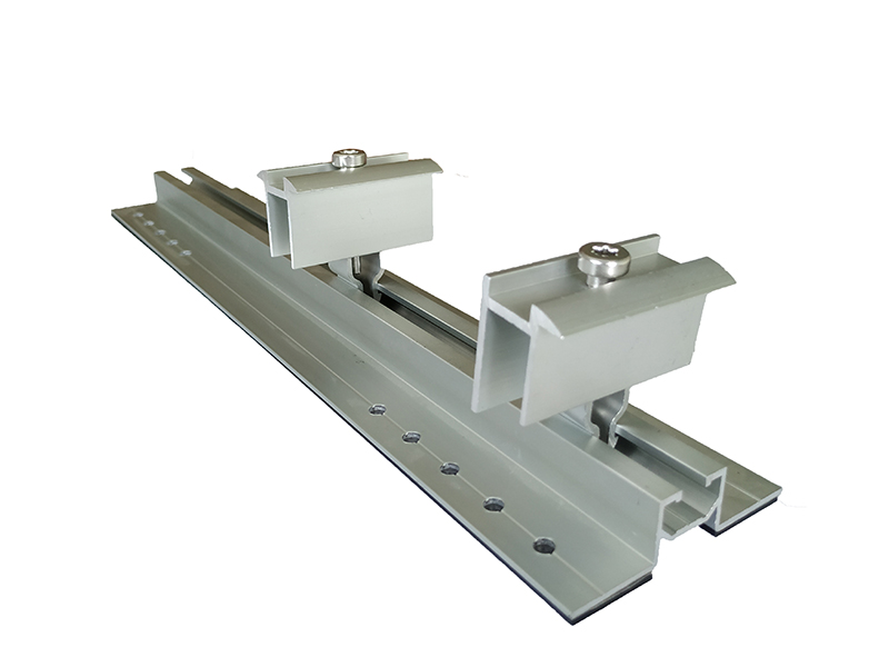 Solar railless mounting system for metal roof