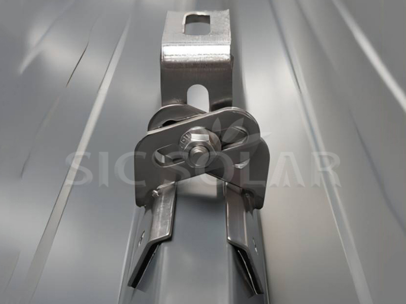 Adjustable roof clamp