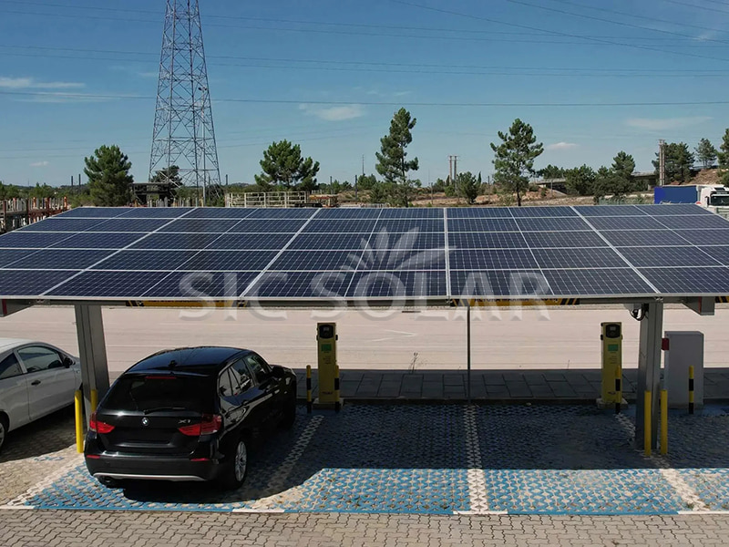 Sistema de instalación de cochera solar de aluminio de 30 kW en Portugal