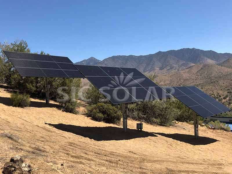 Sistema de energía solar terrestre de 30 kW con montaje en poste en EE. UU.