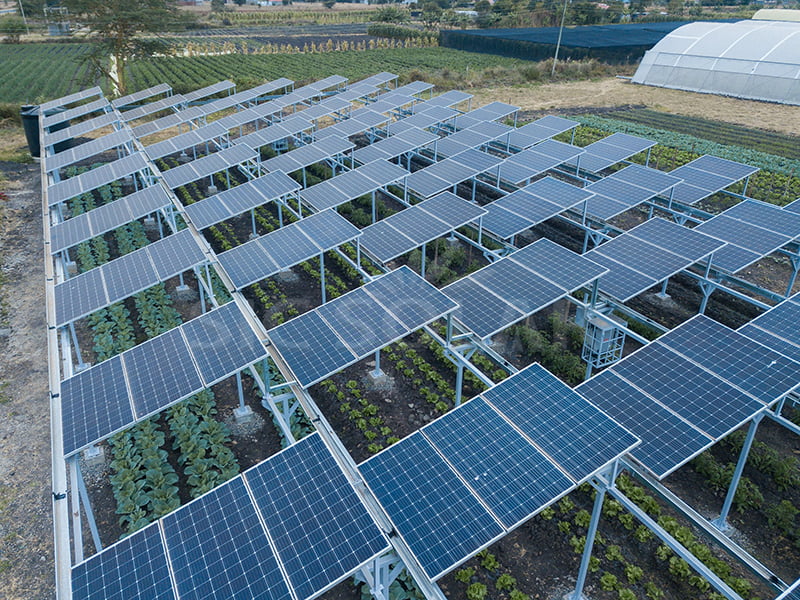 Sistema de montaje solar agrícola unidireccional de 100 kW en Japón