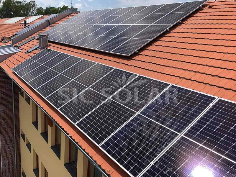 Sistemas de tejado inclinado de 25 kW para instalaciones fotovoltaicas en Portugal