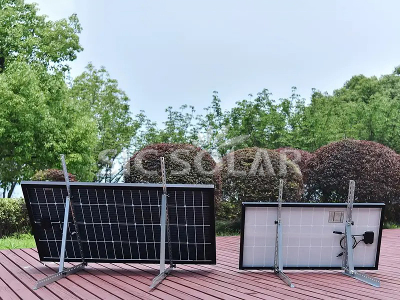 Panel solar plegable ajustable de 2 kW para montaje en techo en Francia